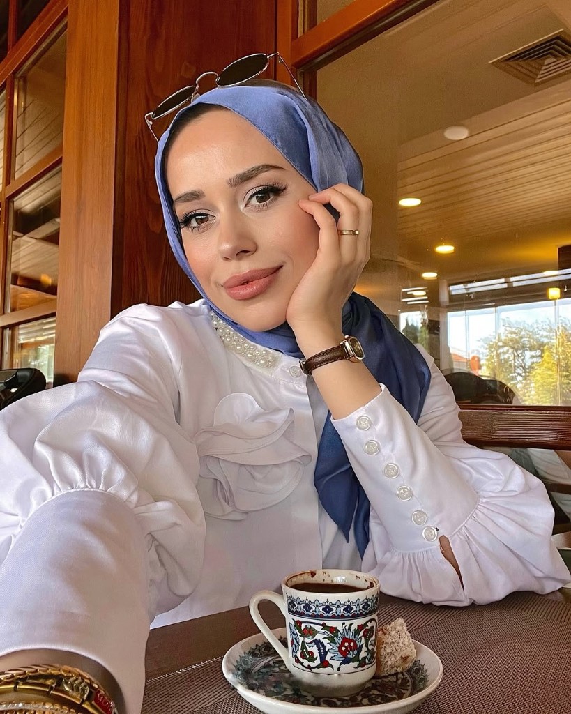 ياسمين العمراني